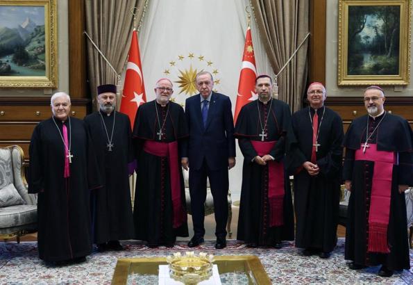 Cumhurbaşkanı Erdoğan, Türkiye Katolik Episkoposlar heyetini kabul etti