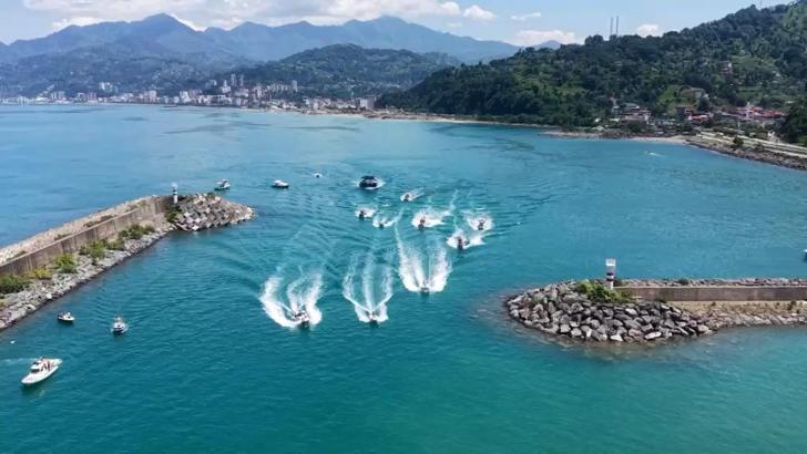 Artvin'de Denizcilik ve Kabotaj Bayramı coşkusu