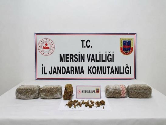 Mersin’de uyuşturucu satıcıları tutuklandı