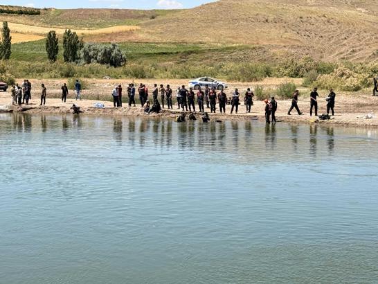 Kızılırmak’ta çocuklar, çamaşır yıkarken akıntıya kapıldı: 1 ölü, 1 kayıp