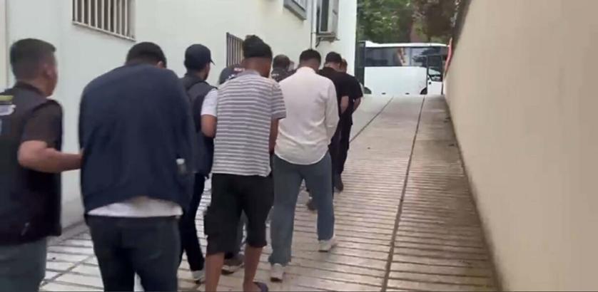 Balıkesir merkezli 11 ilde 'paravan şirket' operasyonu; 12 tutuklama