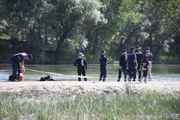 Kızılırmak’ta çocuklar, çamaşır yıkarken akıntıya kapıldı: 1 ölü, 1 kayıp (2)