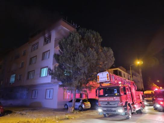 İnegöl’de evin mutfağında çıkan yangını itfaiye ekipleri söndürdü