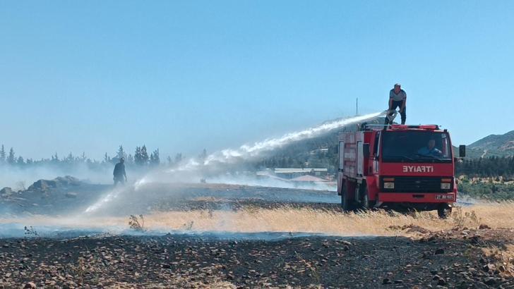 Gaziantep’te anız yangınına 3 gözaltı
