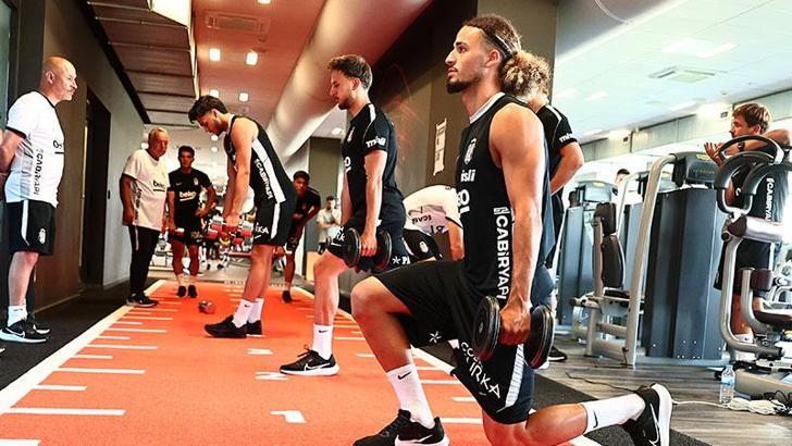 Beşiktaş, Bratislava’daki çalışmalarını salonda sürdürdü