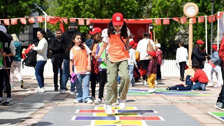 Uyum eğitimi, yıl boyunca sürecek gelişim modeline dönüştürüld