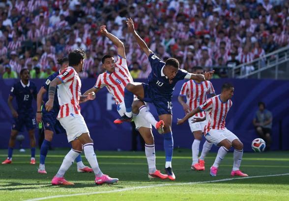 Paraguay’ı 1-0 mağlup eden Fransa çeyrek finalde