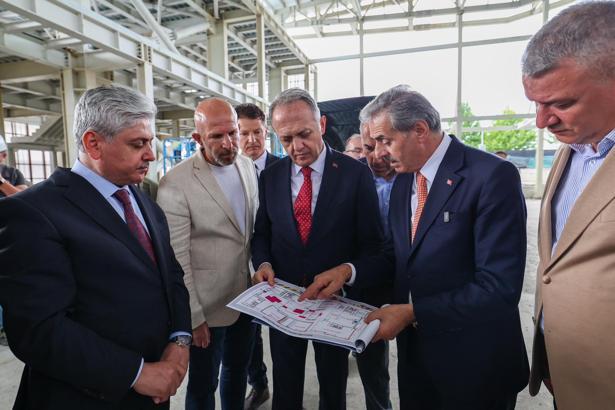 Bakan Yardımcısı Yazgı ‘Recep Tayyip Erdoğan Kampüsü’nde incelemelerde bulundu