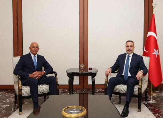 Bakan Fidan, ABD Büyükelçisi Barrack'ı kabul etti