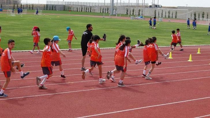 Selçuklu Yaz Spor Okulları’nda 20 bin çocuk sporla buluşuyor