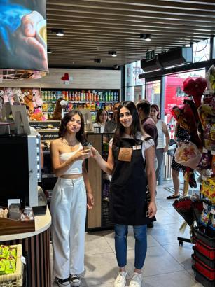 Sürücülere kahve ikramı