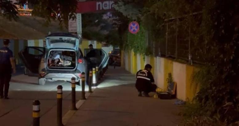 Beylikdüzü’nde denetim sırasında polis ile şüpheliler arasında arbede: 1 kişi silahla yaralandı