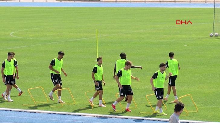 Beşiktaş günün ilk antrenmanını yaptı