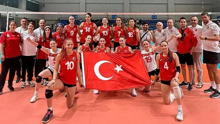 Dünya Liseler Arası Voleybol Şampiyonası'nda hedef final
