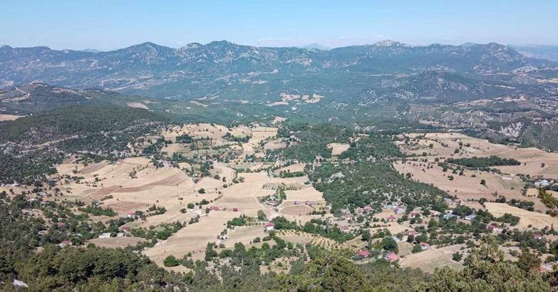 Tokmanaklı Mahallesi, Feke'ye bağlanmak için dilekçe verdi