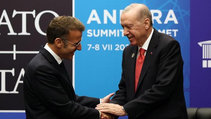 Cumhurbaşkanı Erdoğan, Fransa Cumhurbaşkanı Macron ile bir araya geldi