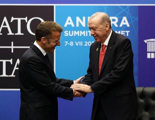 Cumhurbaşkanı Erdoğan, Fransa Cumhurbaşkanı Macron ile bir araya geldi