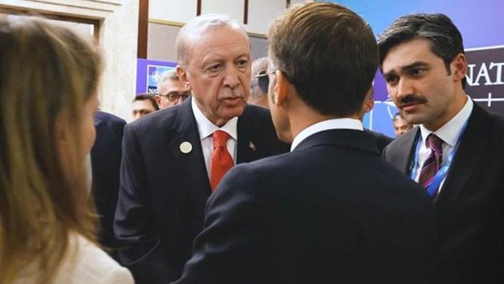 Fransa Cumhurbaşkanı Macron, Cumhurbaşkanı Erdoğan'la sohbetinin görüntülerini paylaştı