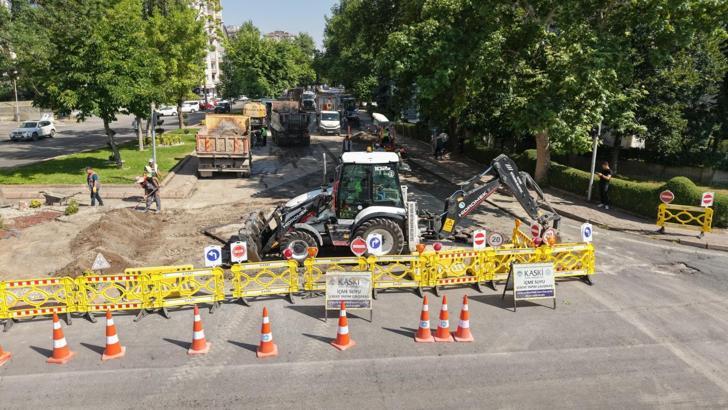 Başkan Büyükkılıç, asfalt yenileme çalışmalarını inceledi