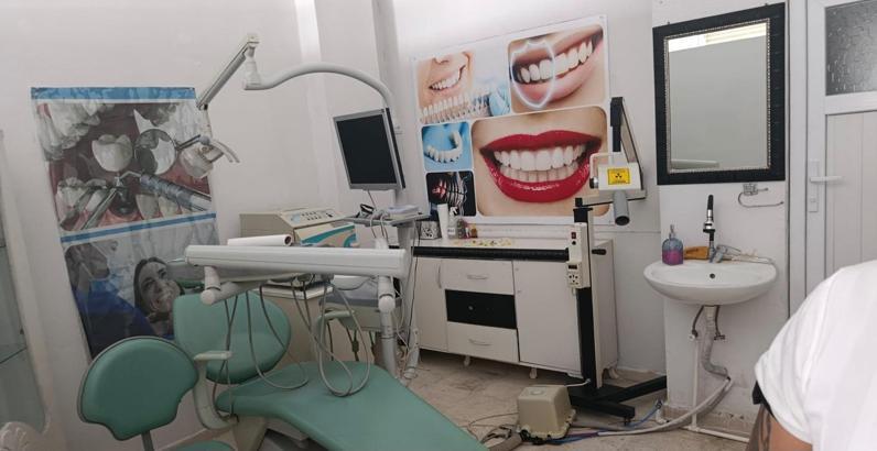 Şanlıurfa'da ruhsatsız 2 diş kliniği mühürlendi