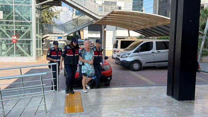 Kız çocuğunu haşemayla havuza sokmadığı iddia edilen site yöneticisi tutuklandı