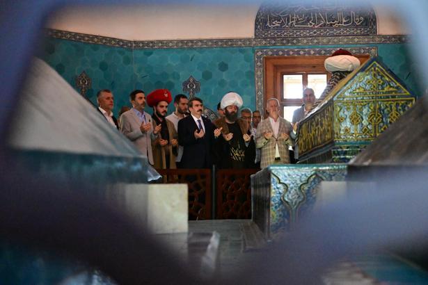 Yıldırım’da Sultan Çelebi Mehmed dualarla anıldı