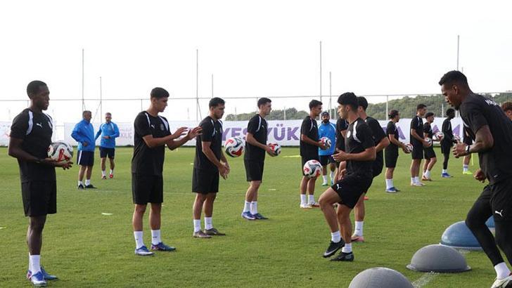 Manisa FK, yeni sezon hazırlıklarını Erciyes'te sürdürüyor
