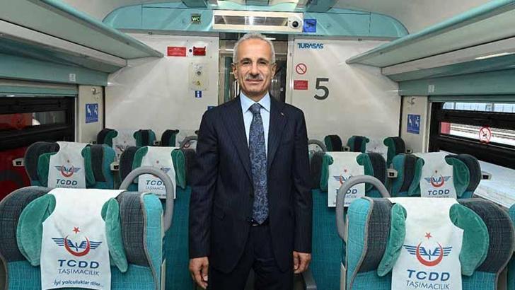 15 Temmuz'un 10'uncu yılında 10 YHT seti, özel logoyla sefer yapacak