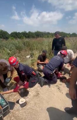 Sulama kanalına uçan otomobildeki anne ve oğlu kurtarılamadı (2)- Yeniden