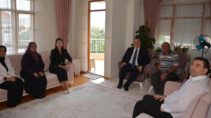 Kaymakamdan şehit kabirleri ve ailelerine ziyaret