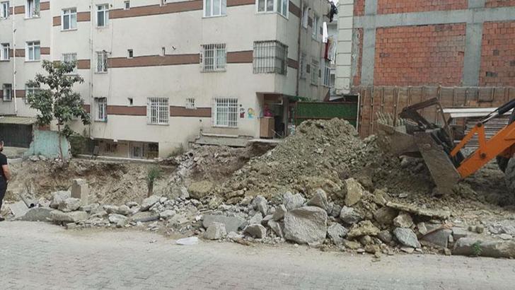 Bahçelievler’de 6 katlı bina tahliye edildi; 'iki kaçak kat ilave edilmiş'