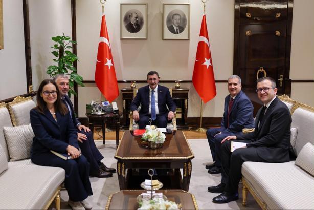 Cevdet Yılmaz: Dünya Bankası Türkiye direktörleri ile görüştü
