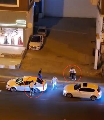 Diyarbakır'da yumruklu ve sopalı kavga kamerada