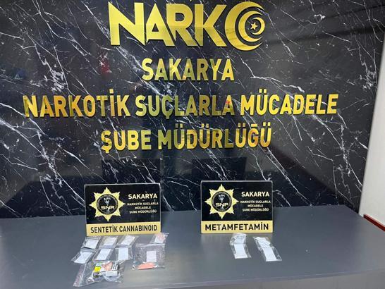 Sakarya'da uyuşturucu operasyonu: 5 gözaltı