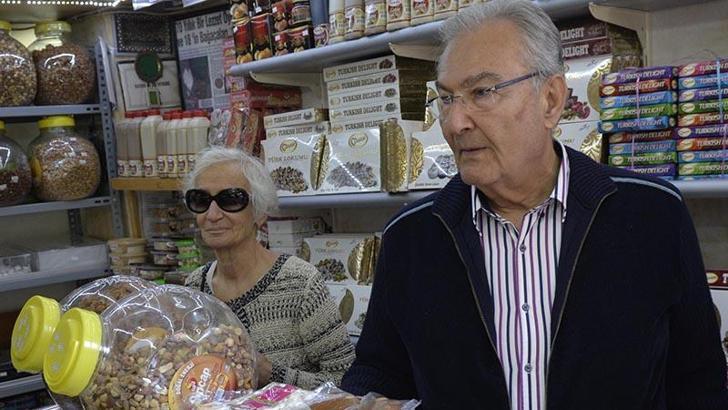 Deniz Baykal'ın eşi Olcay Baykal, yaşamını yitirdi