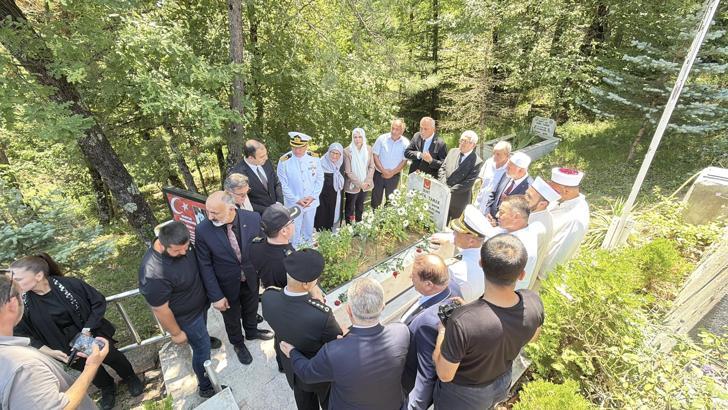 15 Temmuz şehidi imam, mezarı başında anıldı