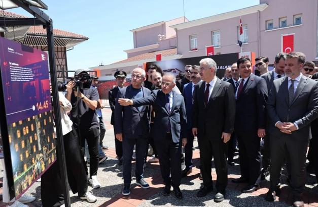 Bursa'da 15 Temmuz hafızasını yaşatan Anma Merkezi ziyarete açıldı