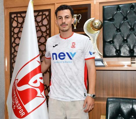 Balıkesirspor'dan stoper transferi