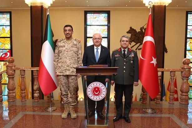 Bakan Güler, Kuveyt Genelkurmay Başkanı Al-Shuraian'ı kabul etti