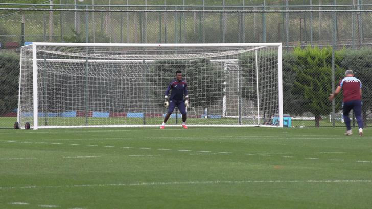 Trabzonspor’un yeni transferi Mimaroğlu: Güzel günler bizi bekliyor / Ek fotoğraflar