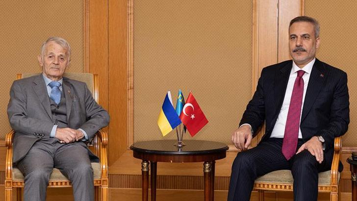 Bakan Fidan, Kırım Tatar halkının milli lideri Kırımoğlu ile görüştü