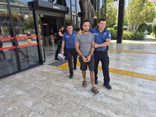 Cinsel saldırı ve gasp iddiasına tutuklama