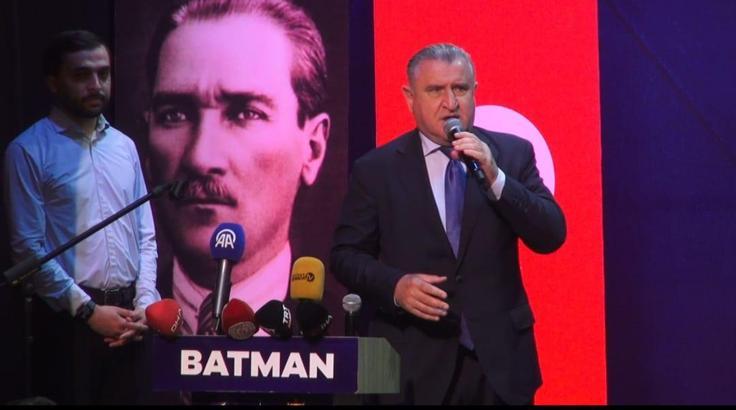 Bakan Bak: 'Terörsüz Türkiye' projesinde sporun birleştirici gücünü kullanacağız