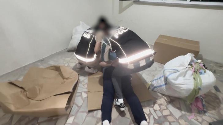 Bayrampaşa'da uyuşturucu imalathanesine operasyon: 1 gözaltı