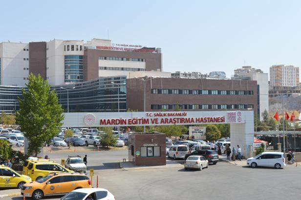 Damda uyurken yorgun merminin isabet ettiği Asmin, Diyarbakır'a sevk edildi