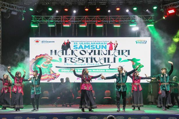 Samsun'da 36'ncı Uluslararası Halk Oyunları Festivali başlıyor