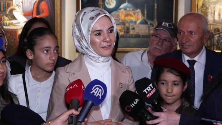 Bakan Göktaş: Sergi şehit eşlerimizin ve gazilerimizin sanatla şifa bulması adına başlatıldı