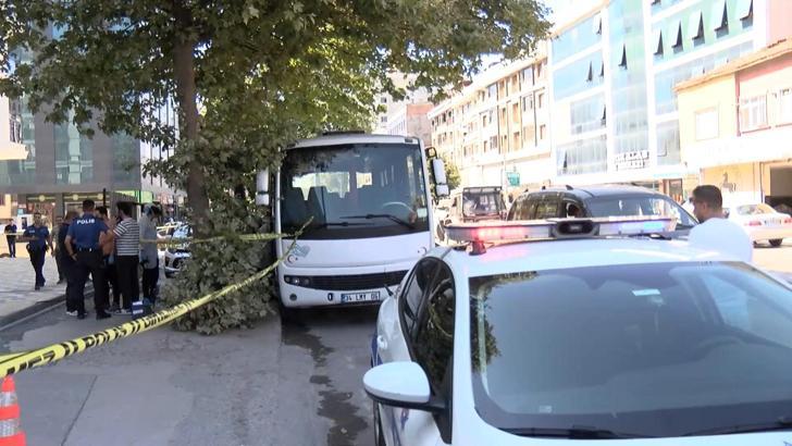 Sultangazi'de 2 gündür kayıp olarak aranan kişi minibüste ölü bulundu