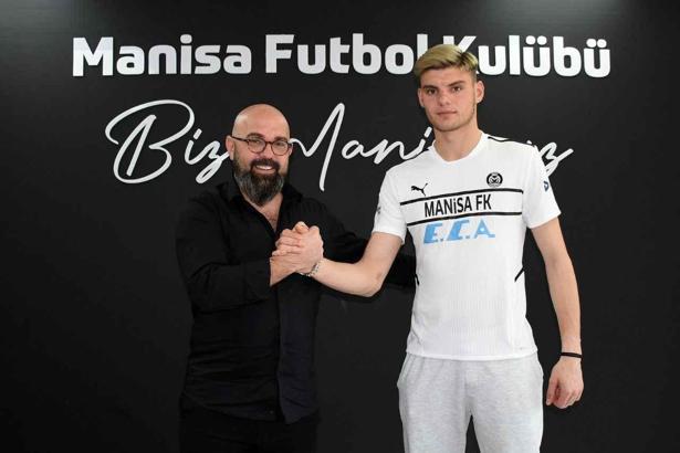 Manisa FK kalecisi Orhan Kurşun Karacabey'le imzaladı