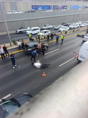 İki araca çarpan motosikletin sürücüsü uzman çavuş öldü